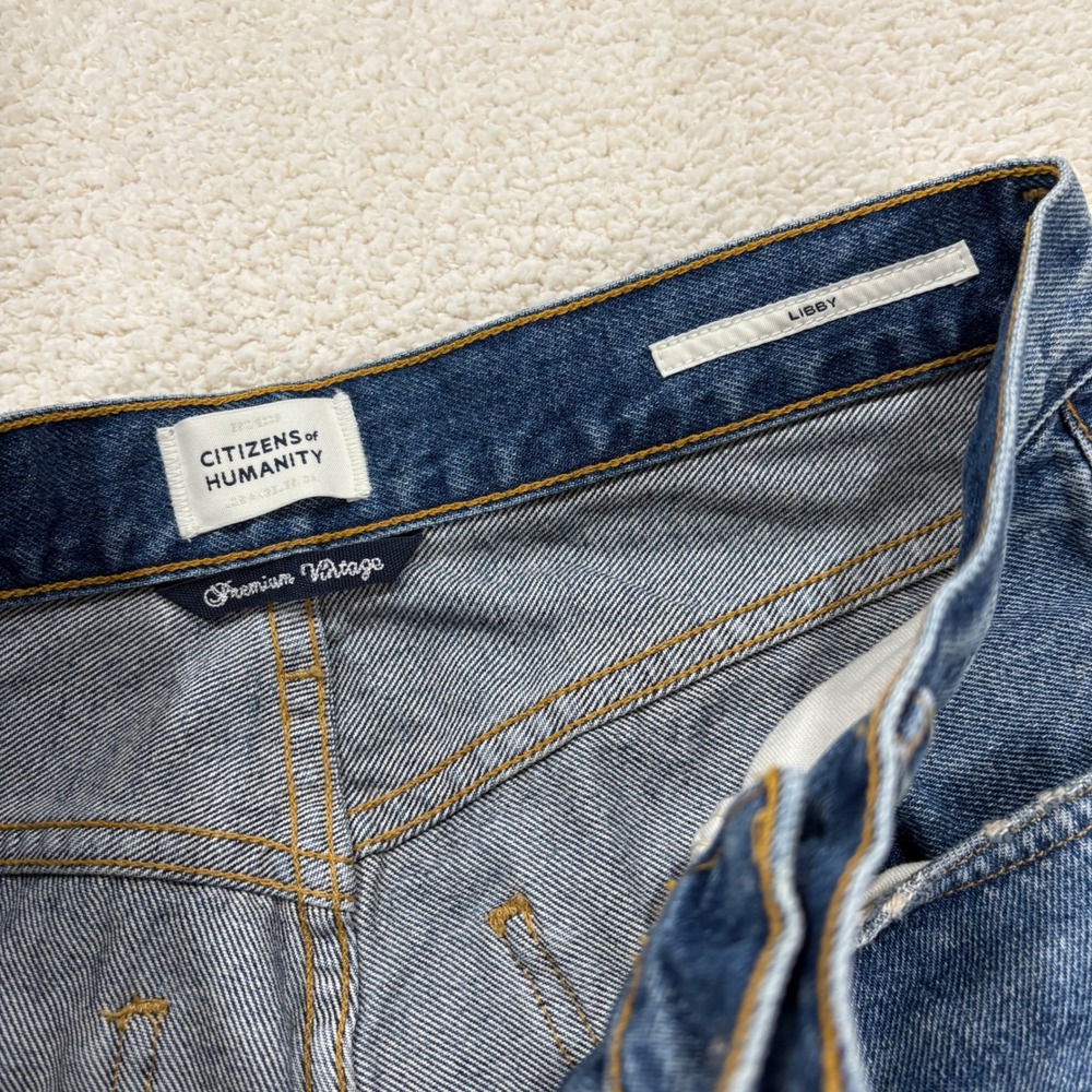 Citizens of Humanity Libby Bootcut Flare Distressed Ripped Jean Size 26 Med Wash - Picture 6 of 8